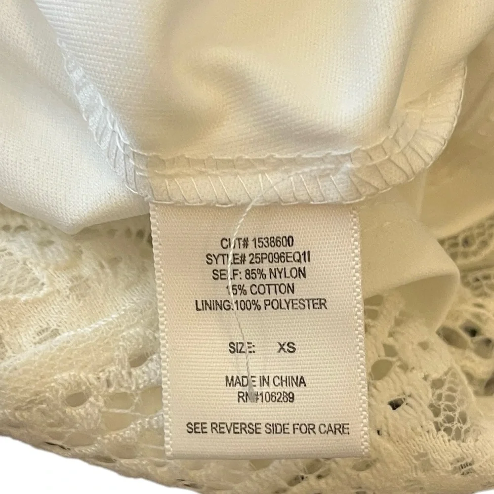 Francesca’s Trixxi White Lace High Mock Neck Shift Slip Tunic Dress size XS - Picture 6 of 7